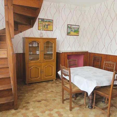 Les Volets Bleus Pierrefitte-sur-Loire